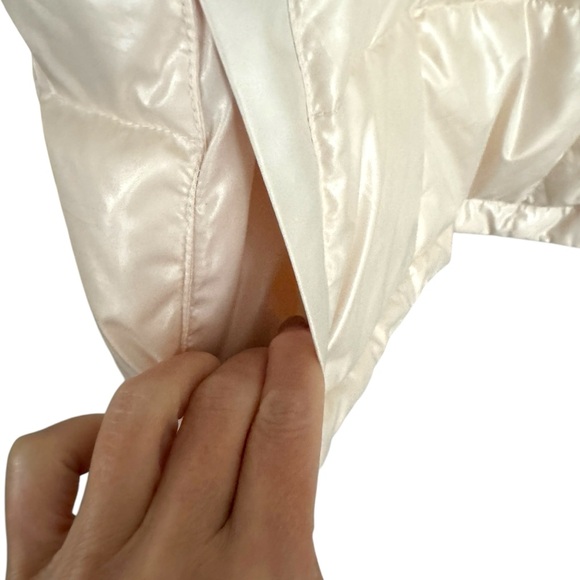 Fabletics Nelly Mixed Media Half Zip Puffer Sherpa Jacket Size Medium NWOT Ivory - Picture 12 of 14